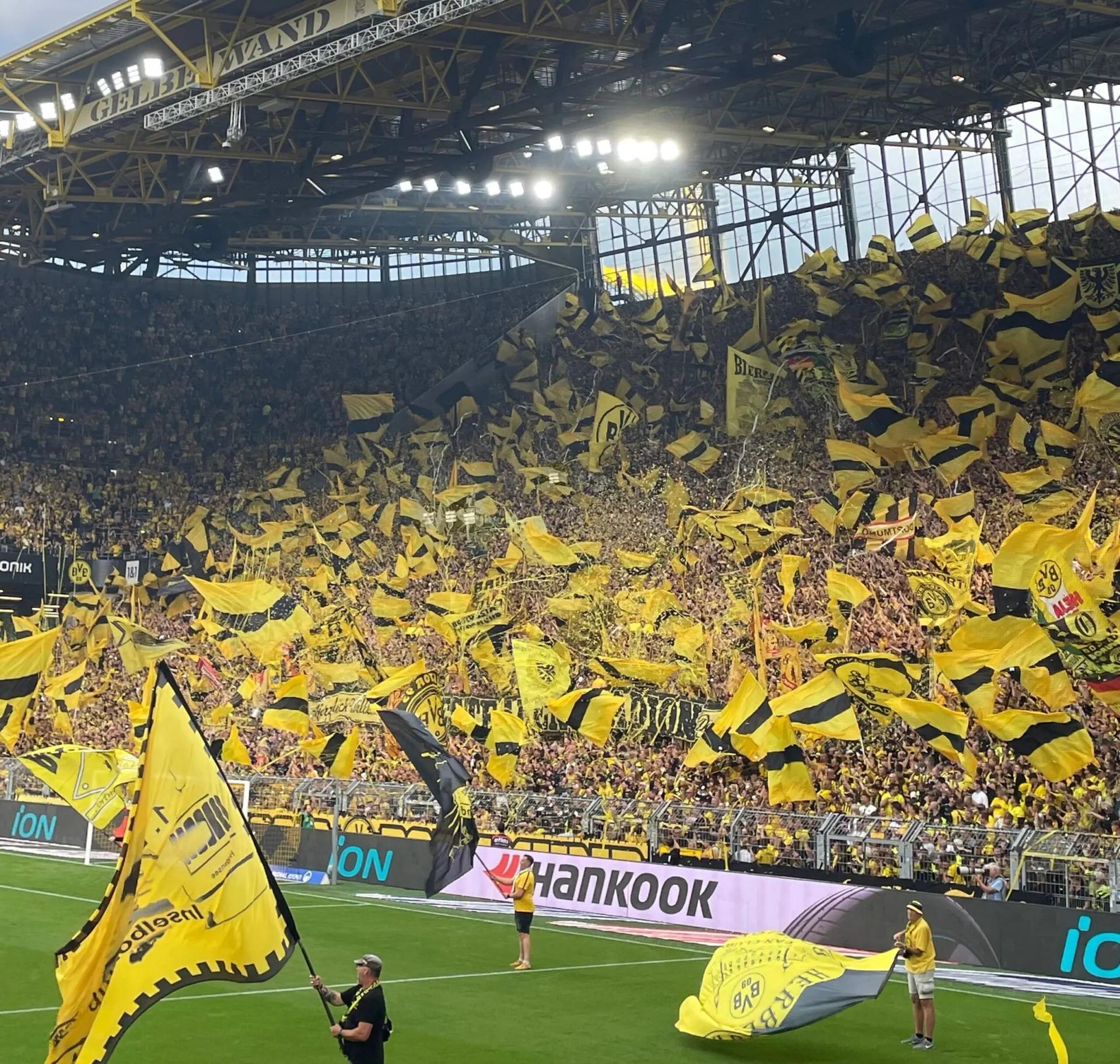 Fodboldrejser til Dortmund: Den Gule Mur i fuld flor